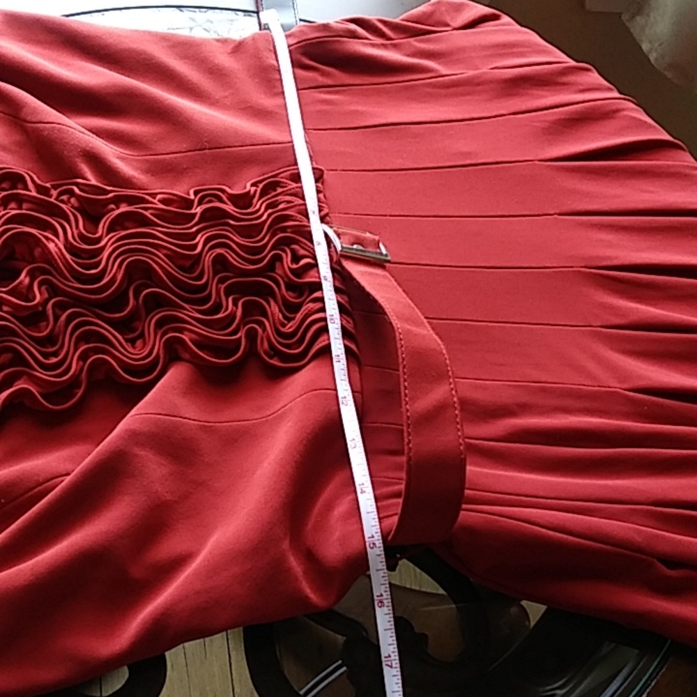 Adrianna Papell Ruffle Neckline belted Pleated Dress. Size 8 EUC - Picture 17 of 17